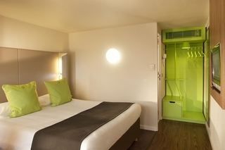 Hotel Campanile Epone