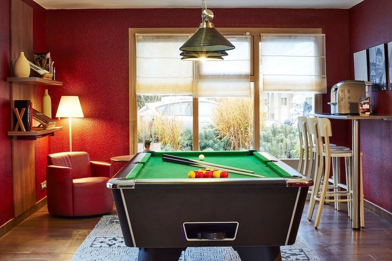 Hotel Campanile Epone