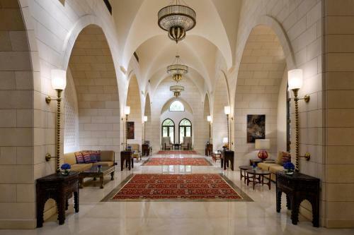 Hotel Al Faisaliah Resort & Spa