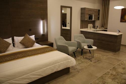 180� Executive Apartments - Al Malqa