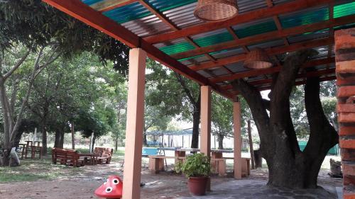 Caba�a Aparts Laguna Limpia