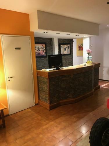 Onais Hotel