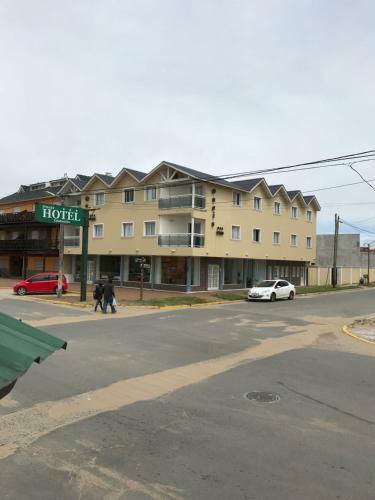 Onais Hotel