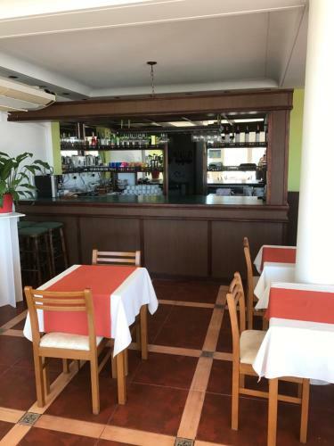 Onais Hotel