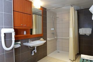 Hotel � La Breche De Roland