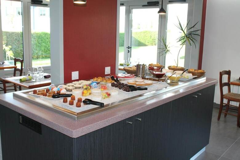 Hotel Campanile Mayenne