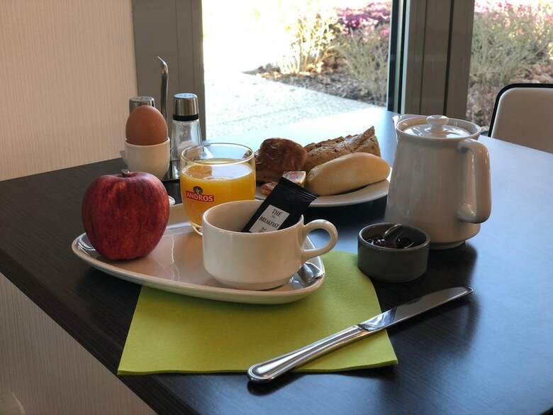 Hotel Campanile Mayenne
