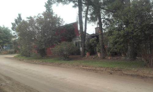 La Casa De Los Pinos