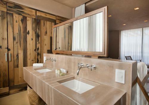Rosell Boher Lodge