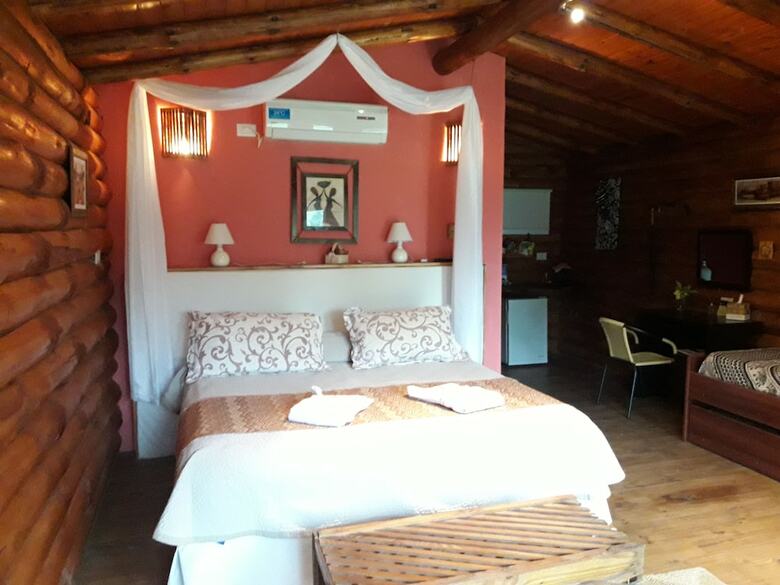 Hotel Pualy Resort & Spa, Escobar