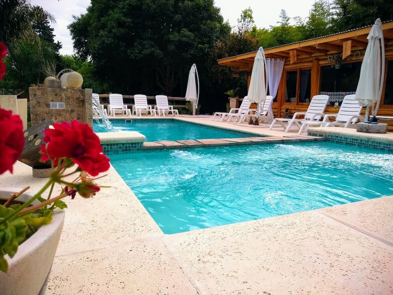 Hotel Pualy Resort & Spa, Escobar