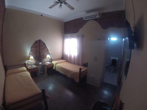 Albergue Hostal Sante