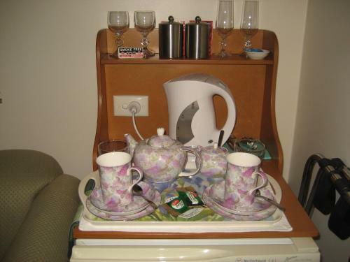 Aldgate Lodge Bed & Breakfast