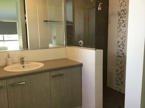Beachwood House - Broadwater