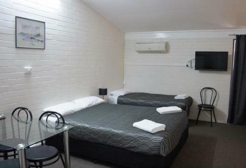 The Plains Motor Inn