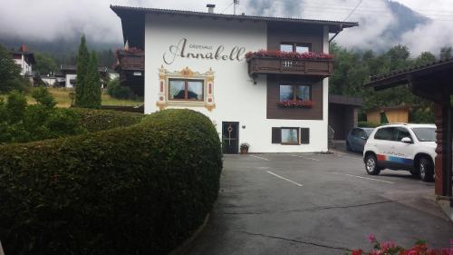 Hostal G�stehaus Annabell Und Barbara