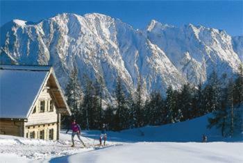 Hotel Pension Sonnenuhr