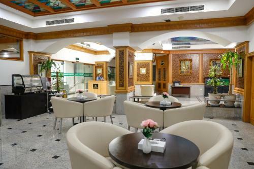 Taj Plaza Hotel