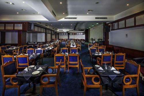 Taj Plaza Hotel