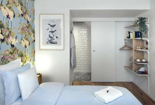 Hostal Alphabed Guest House