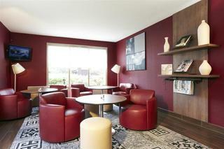Hotel Campanile Taverny