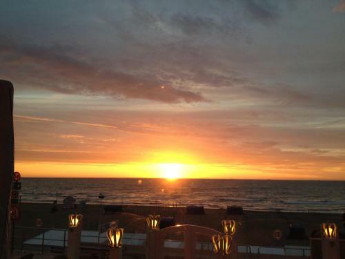 Beach Hotel - Auberge Des Rois
