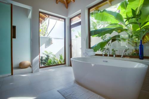 Hotel Na�a Resort And Spa