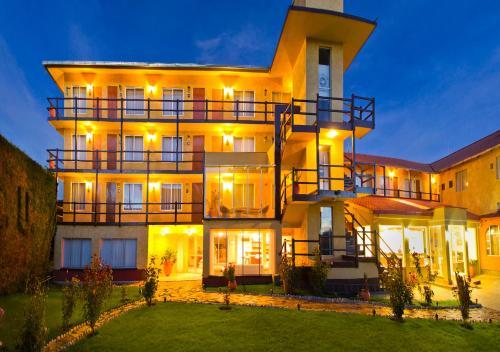 Inca Utama Hotel