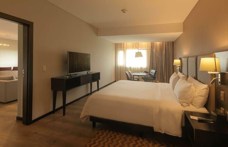 Radisson Hotel Santa Cruz