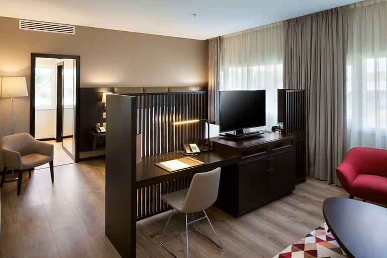 Radisson Hotel Santa Cruz