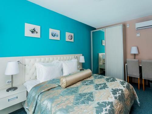 Aqua-minsk Hotel