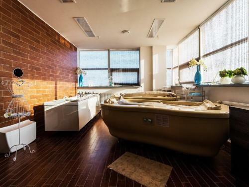 Aqua-minsk Hotel