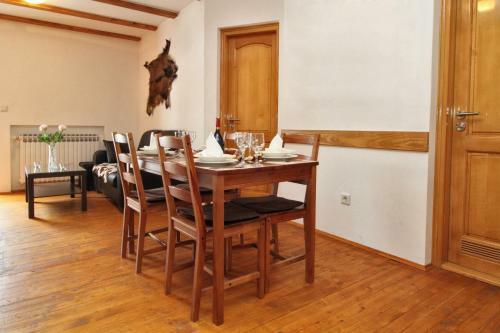 Posada Guest House Alpha Ski Camp