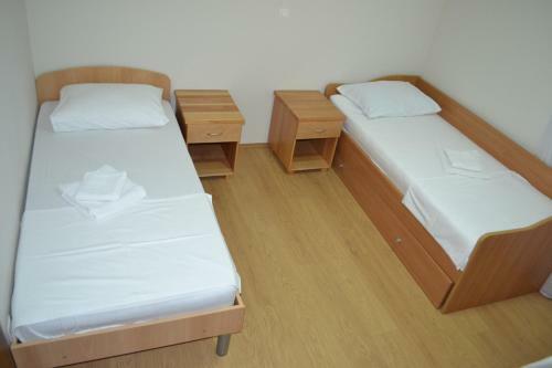 Apartments Domane Nenad