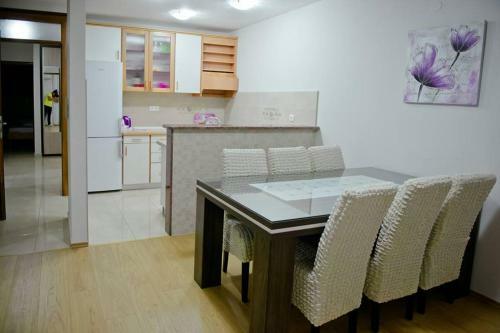 Apartments Domane Nenad