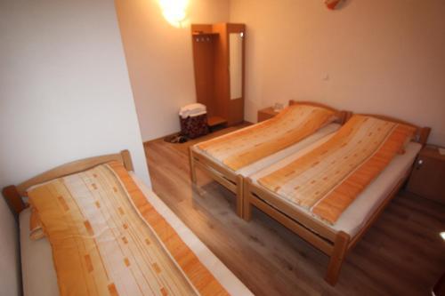 Hostal Rooms Zebax