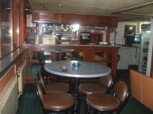 Hostal Rooms Zebax