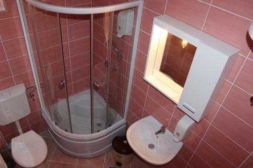 Hostal Rooms Zebax
