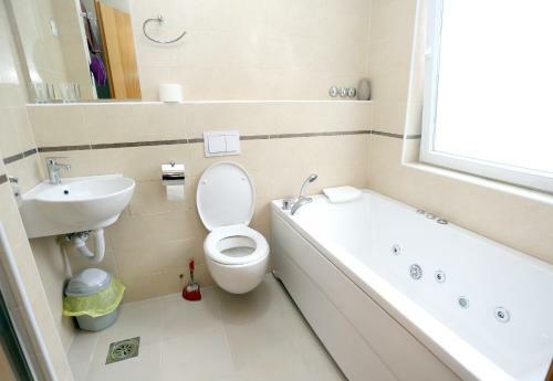 Hostal Guest House Gunduli?eva