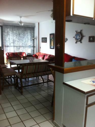 Apartamento Em Frente � Praia