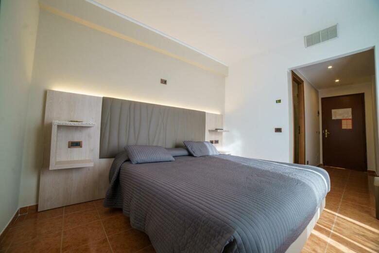 Hotel Lago Bin