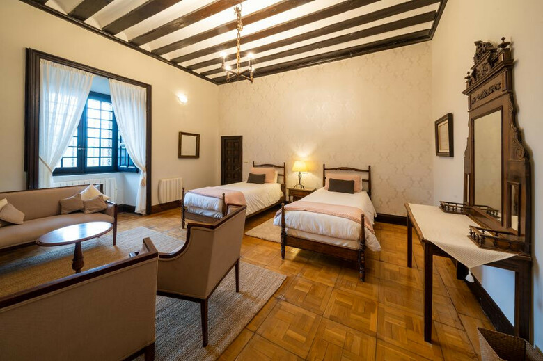Hotel La Posada De Pradorey