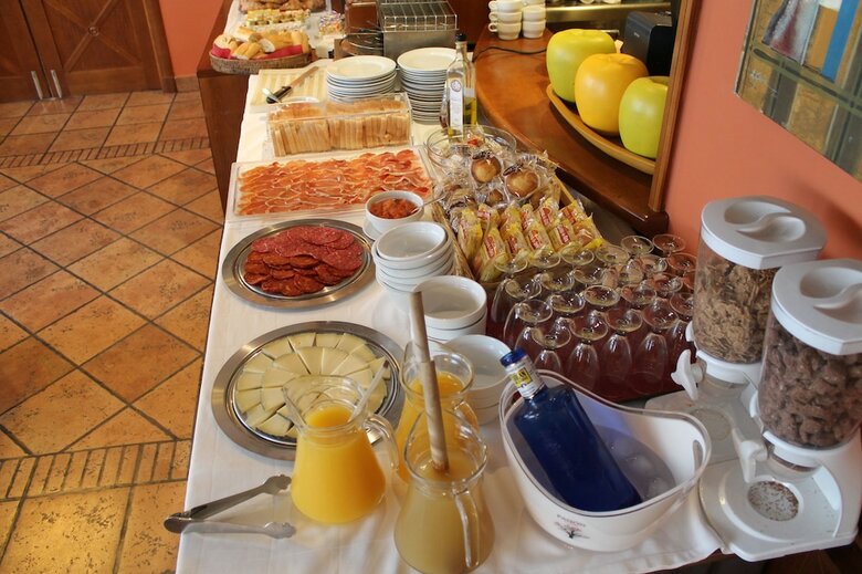 Hotel El Tollo