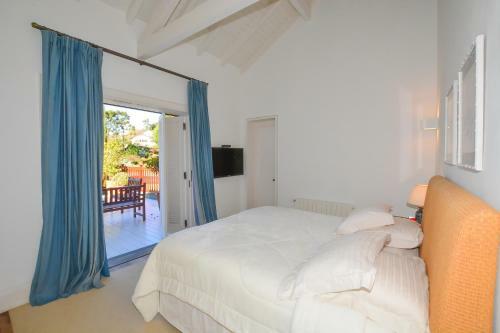 Hotel Roots - Resort