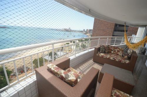 3-bedroom Beach Front Apartment At Beira Mar