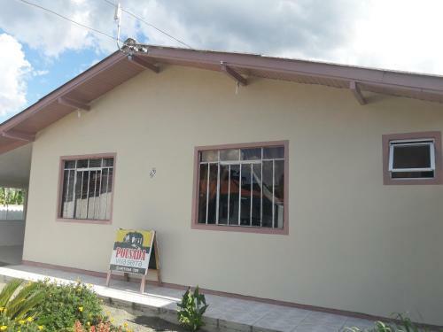 Hostal Pousada Alternativa Viva Serra