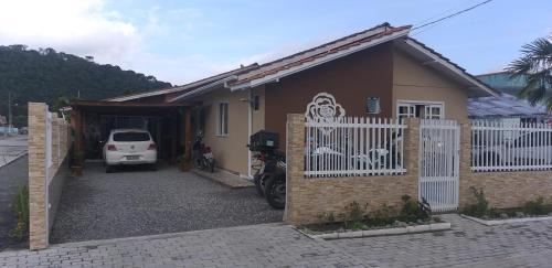 Hostal Casa De Temporada Familiar