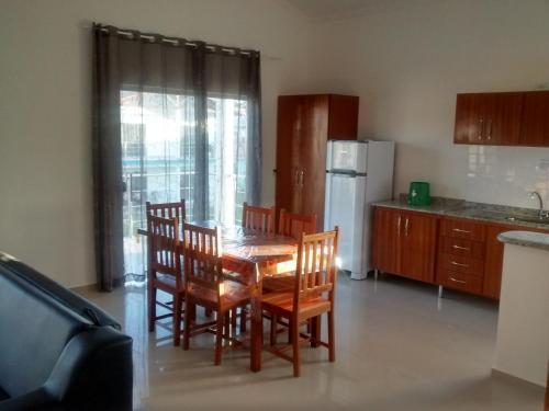 Apartamento Residencial Golfinhos