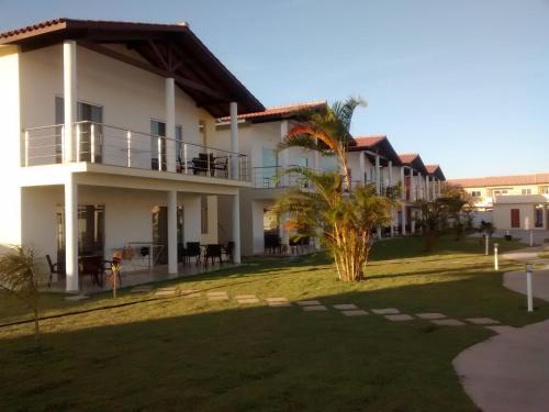 Apartamento Residencial Golfinhos