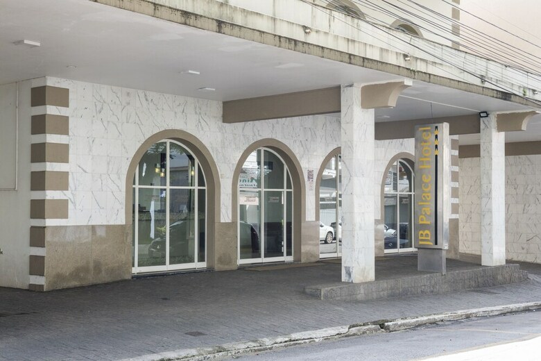 Jb Palace Hotel